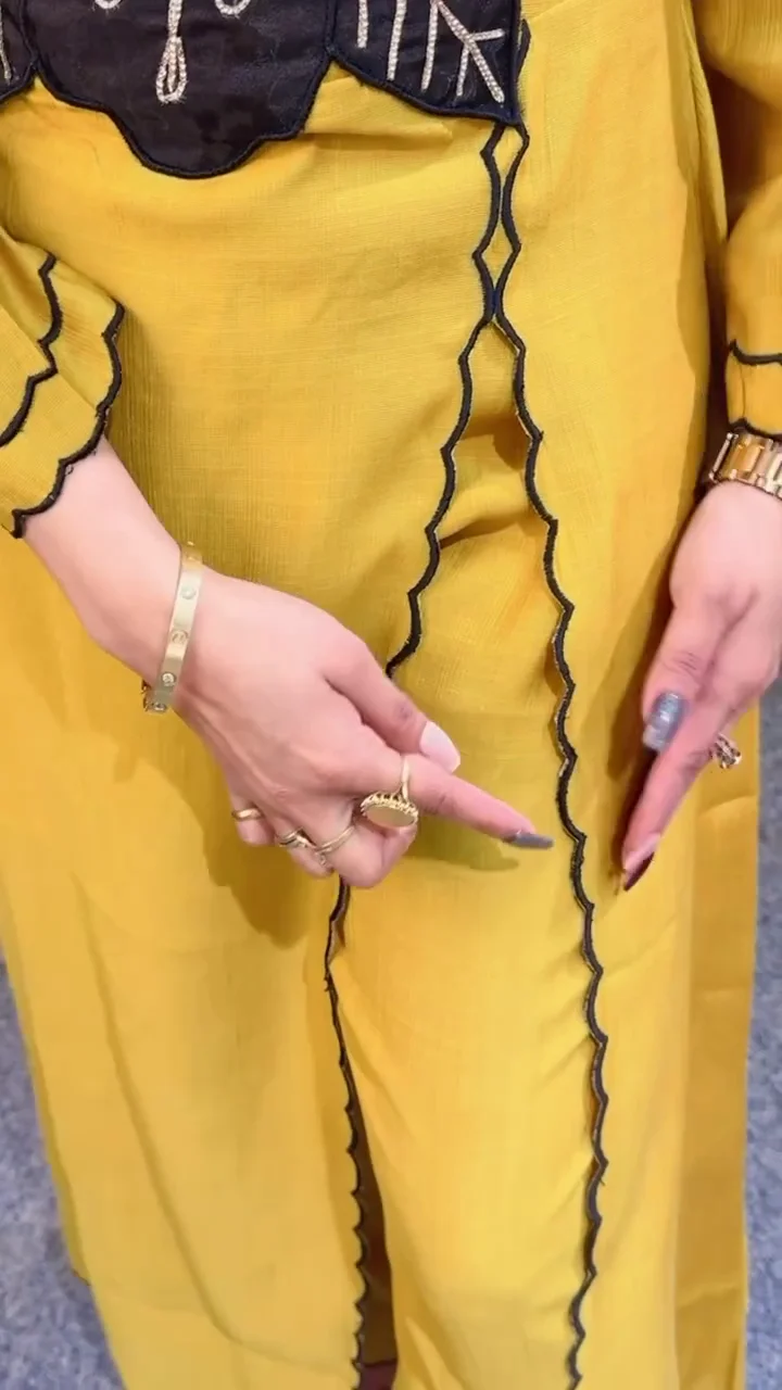 Designer Suit With Beautiful Work - Image 2
