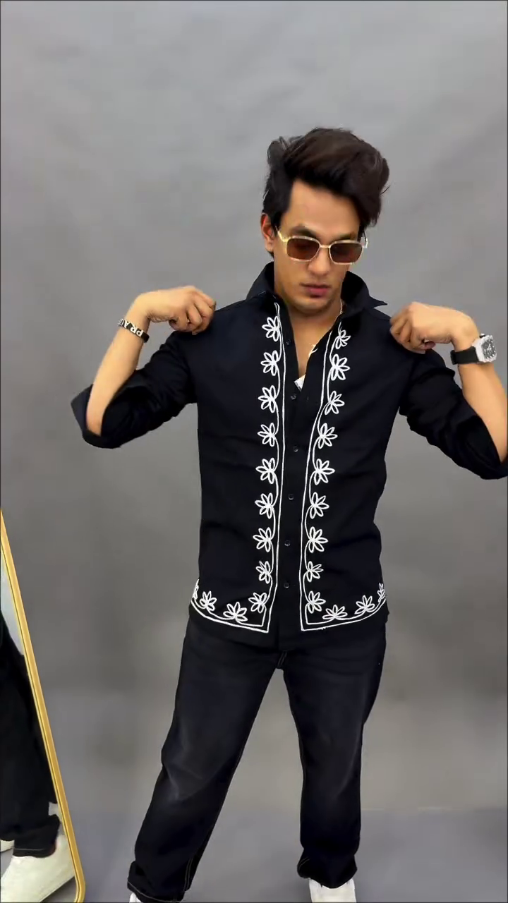 Men’s Half Sleeve Border Design Shirt