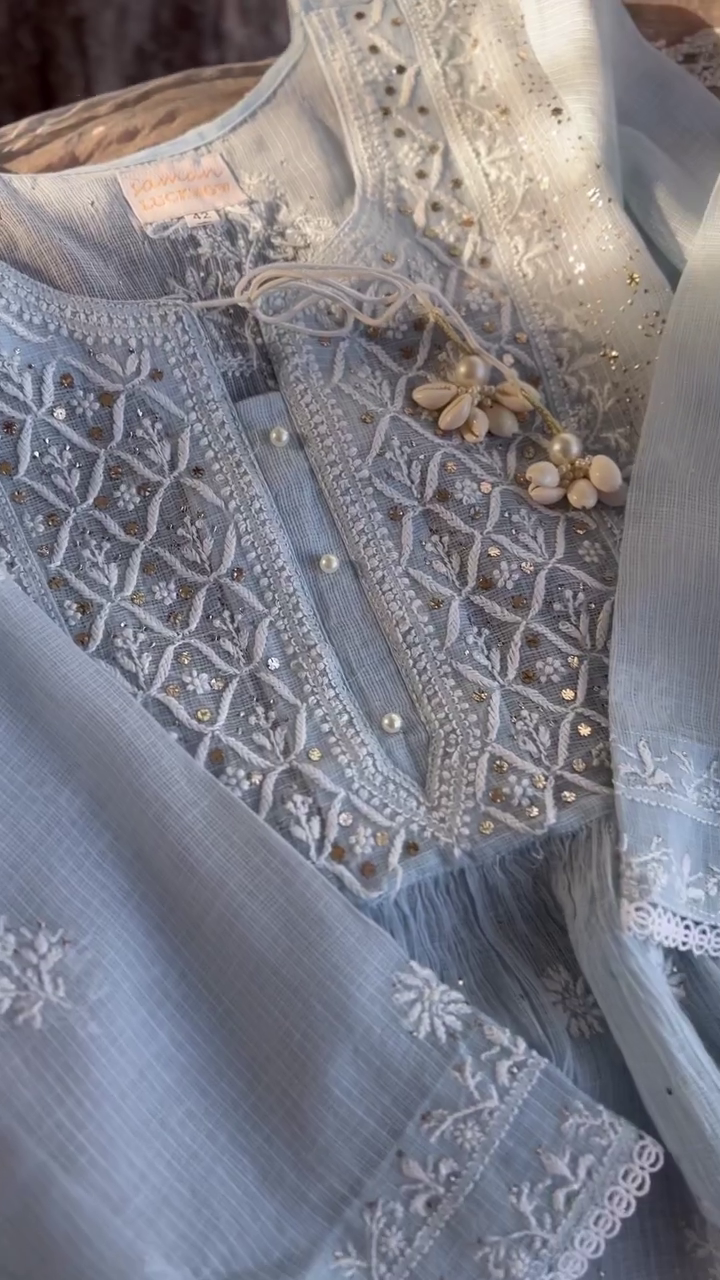 Women's Chikankari Kurti with Elegant Embroidery Work - Image 3